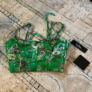 Lulu’s green floral tie back crop tank